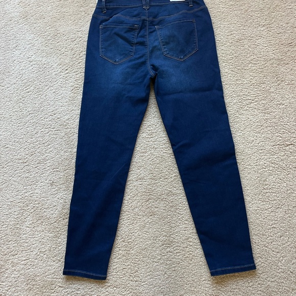 Curve Appeal High Rise Essential Skinny Jean Women 14/32 Blue Grunge Casual NEW - Picture 3 of 11